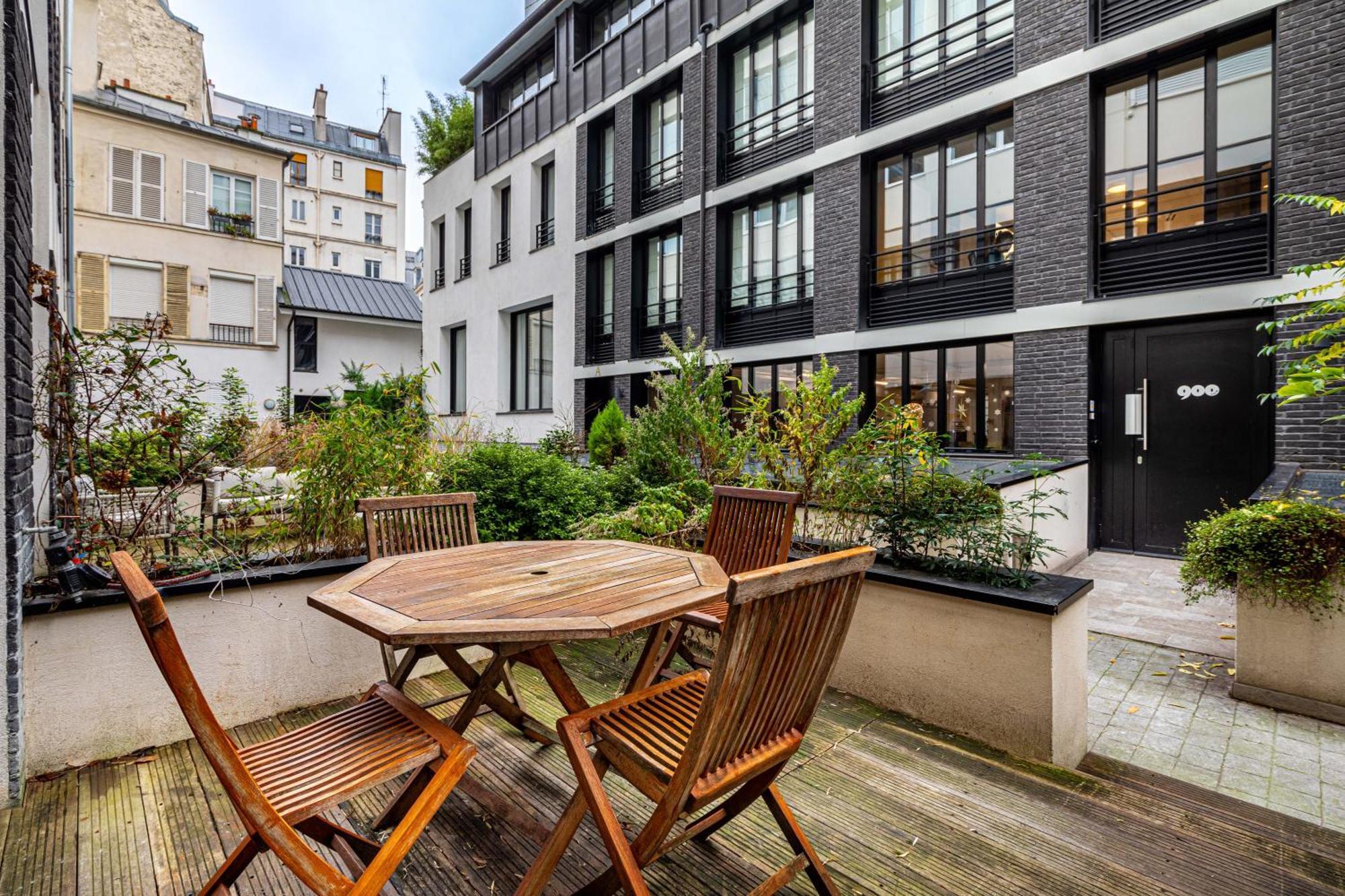 Quiet Apartment With Terrace&Ac-Le Marais/Bastille Париж Екстериор снимка